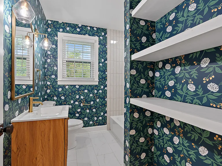 217 Blue Hills Dr — Photo 12