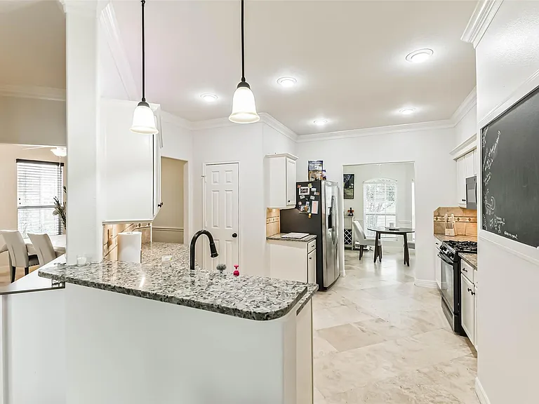 22538 Goss Spring Ct — Photo 7