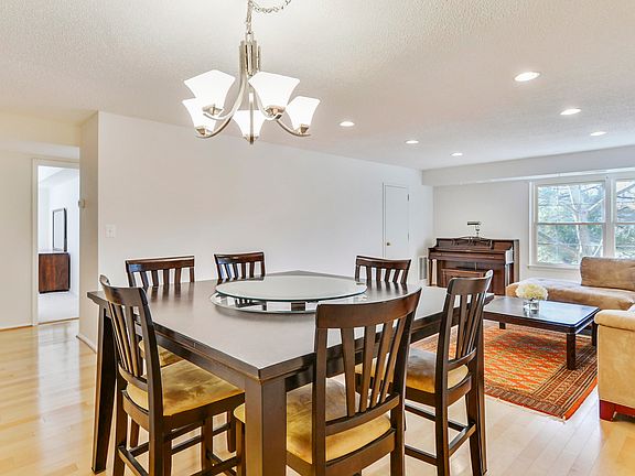 Dining Rooom