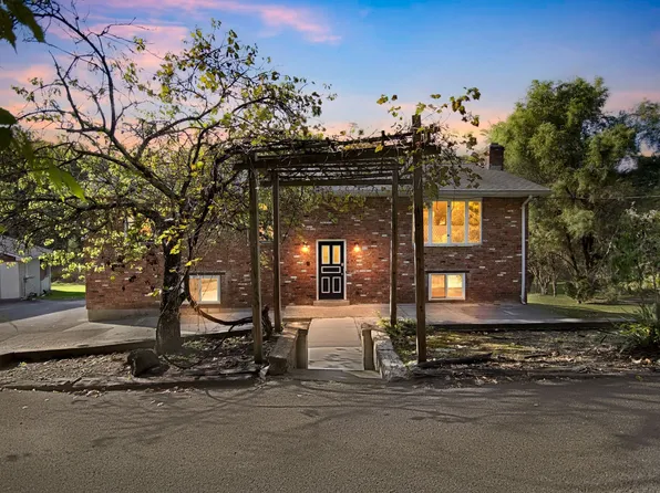 139 State Route 208, New Paltz, NY 12561