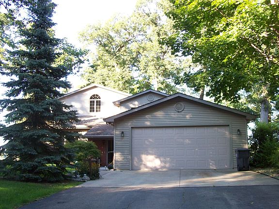 3rd image of 7996 Greenfield Shores Dr