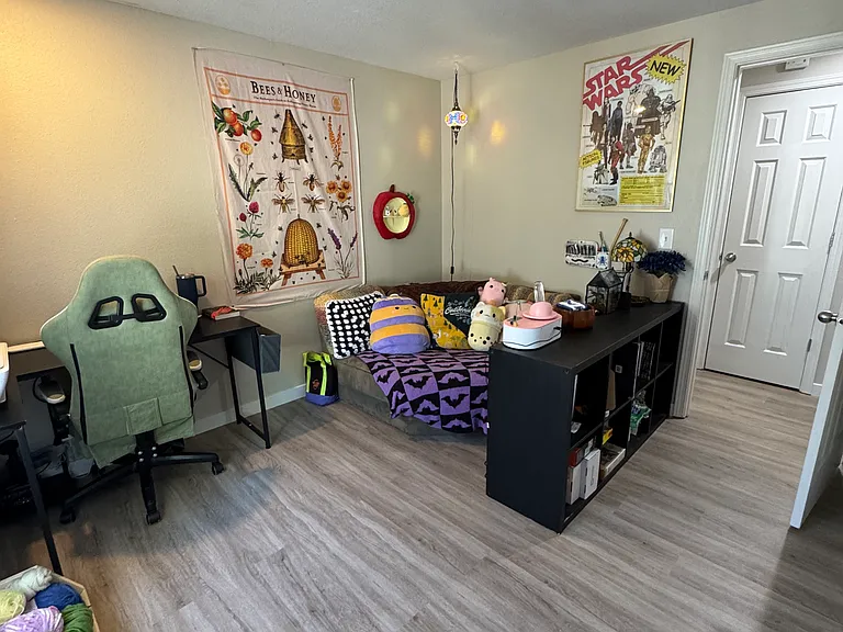 2nd Bedroom