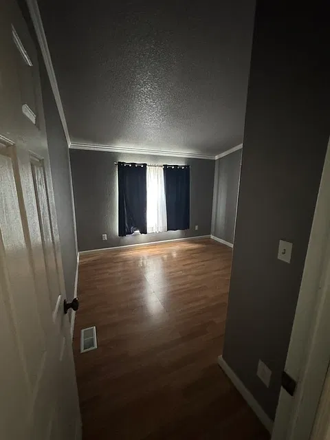 3 bed, $1,950 — Photo 4