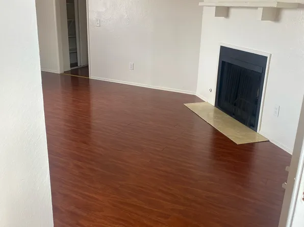 11341 Victory Blvd APT 8, North Hollywood, CA 91606