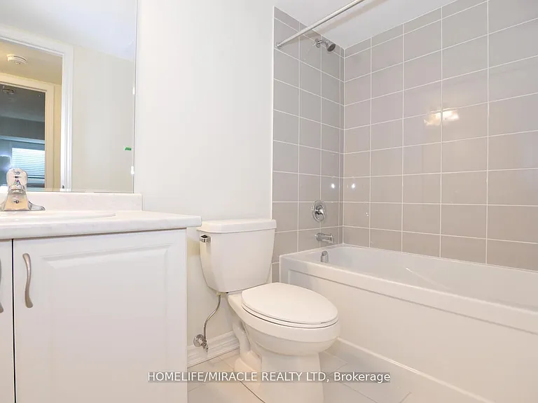 1081 Danforth Rd E #113 — Photo 30