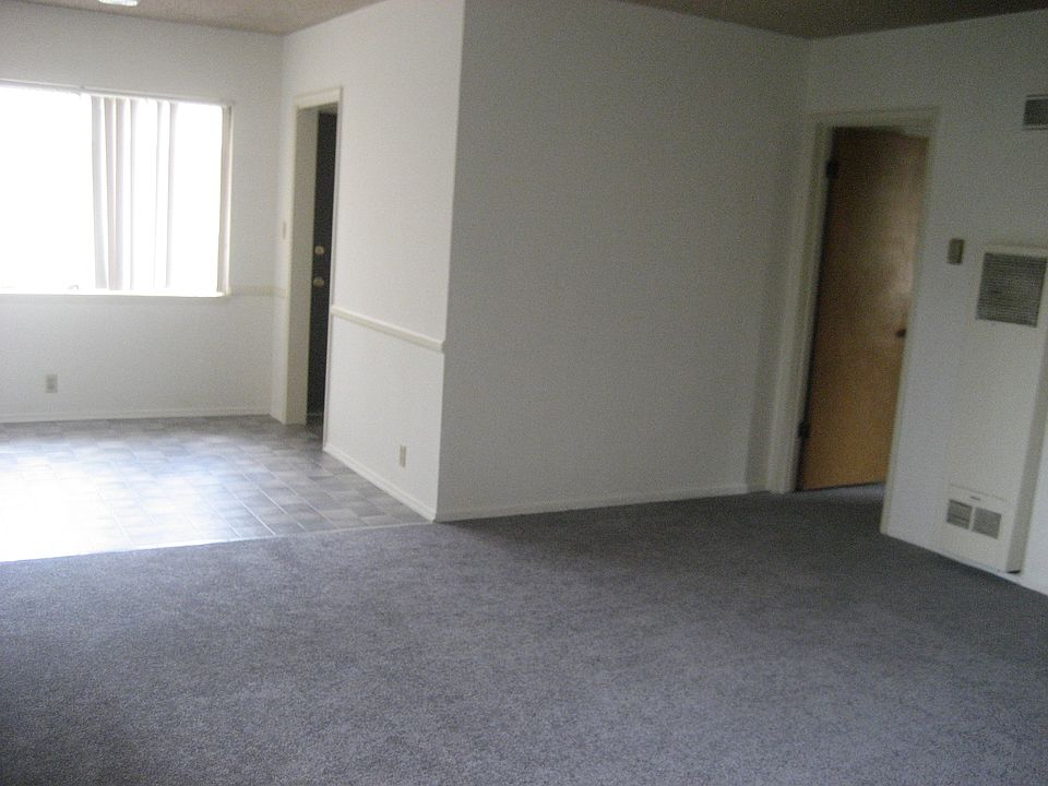 1st image of 2332 E Washington Blvd APT 3