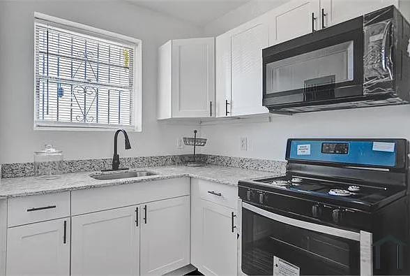 708 NW 4th Ave #1 — Photo 15