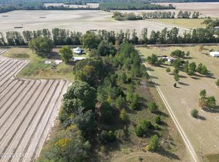 5 Welcome Church Rd, Grand Ridge, FL 32442