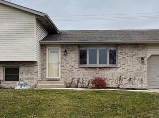 315 Ryan Ct, Hobart, IN 46342