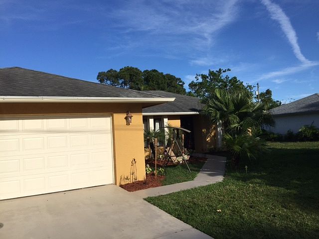 2nd image of 1357 SE Floresta Dr