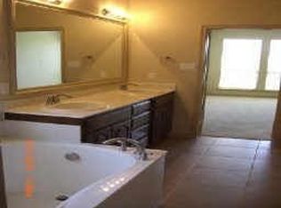 1209 Catherine Ln, Burleson, TX 76028