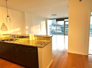 125 S Green St APT 910A, Chicago, IL 60607