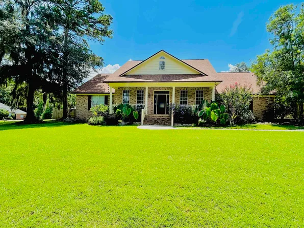 150 Meadow Ridge Dr, Tallahassee, FL 32312