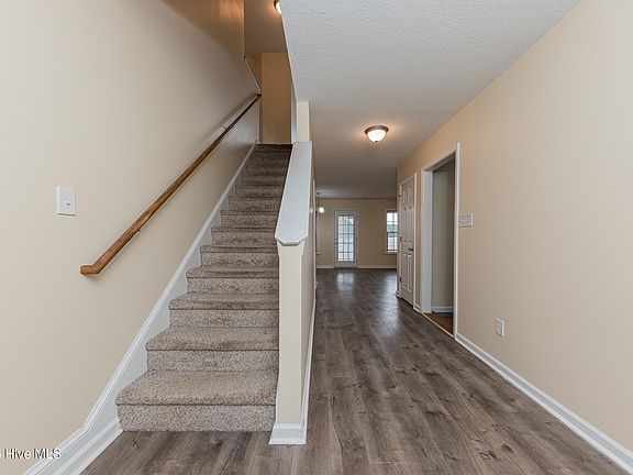 5th image of 383 Francktown Road