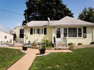 438 Bowen St, Fall River, MA 02724