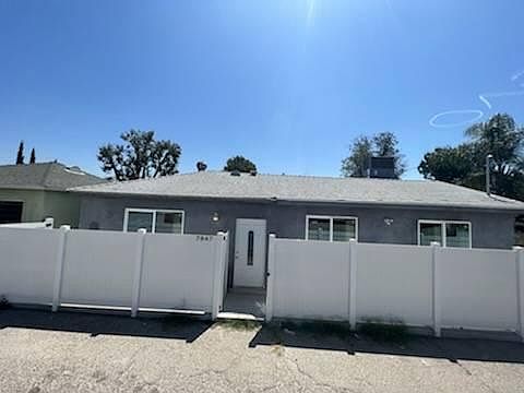 1st image of 7847 Agnes Ave