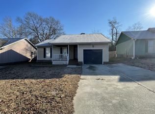 529 Jennings Farm Rd, Fayetteville, NC 28314