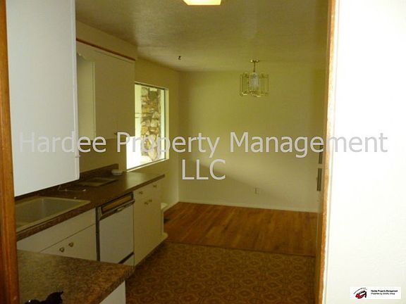 4th image of 6904 W Brentwood Dr