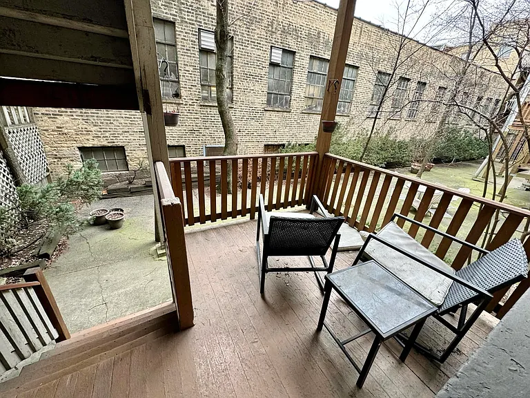 900 W Fletcher St #2 — Photo 10