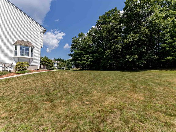 4th image of 62 Lochmere Lane