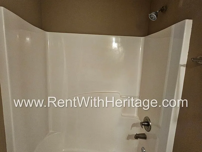 182 Saddleridge Dr — Photo 46