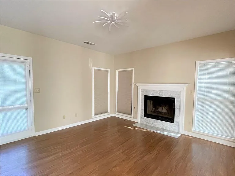 10730 Pinewalk Forest Cir — Photo 7