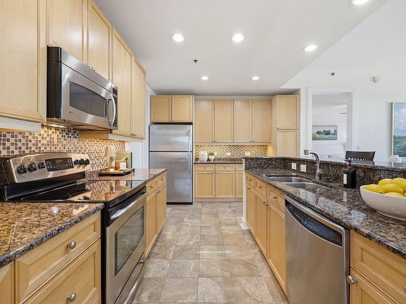 4th image of 618 N Boylan Ave Suite 724