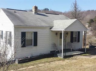 185 Taney Ave, Bellaire, OH 43906