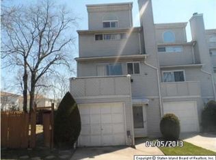 31 Jessica Ct, Staten Island, NY