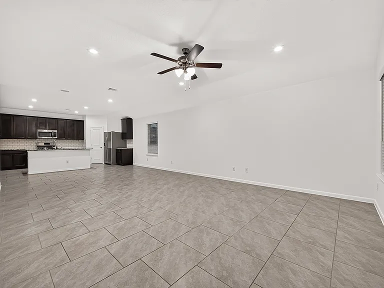 18326 Arcola Bay Ln — Photo 8