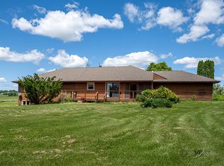 304 Franklin St, Hanover, IL 61041