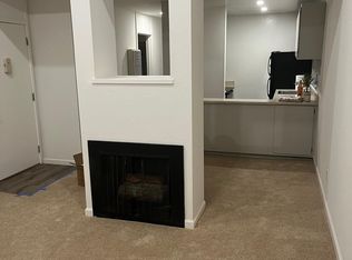 2734 Oak Rd APT 70, Walnut Creek, CA 94597