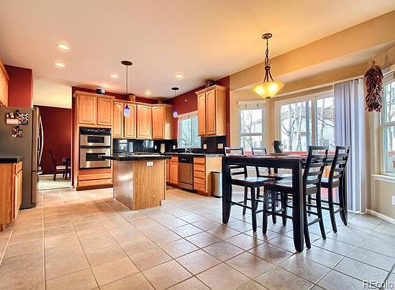 4th image of 5025 Buena Vista Blvd