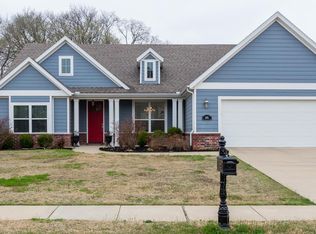 601 S 58th St, Rogers, AR 72758