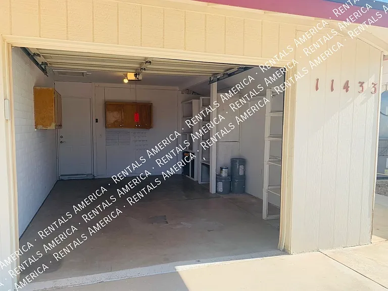 11433 N Hagen Dr — Photo 34