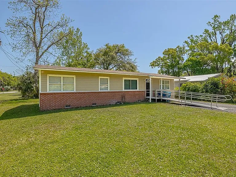 724 Lee St — Photo 19