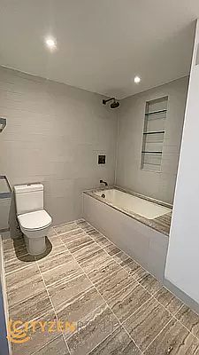 5th image of 322 W 57th St APT 34V