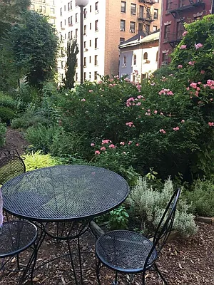 Rented by Corcoran | media 29