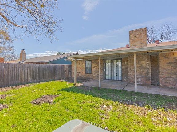 5th image of 2309 Jimmydee Dr