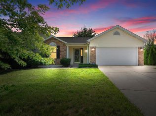 1126 Castle Pines Dr, O'Fallon, MO 63366