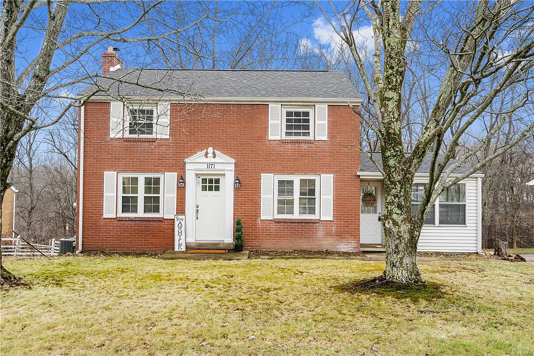 1171 Saint Vincent Dr photo 1
