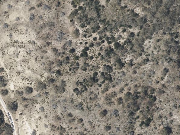 507 Foster Ranch Rd, Salt Flat, TX 79847