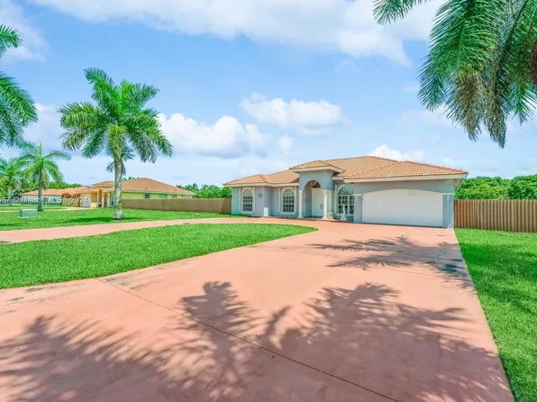 16963 SW 215th Ter, Miami, FL 33187