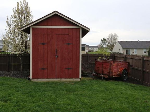 2nd image of 8683 Butterfield Ct