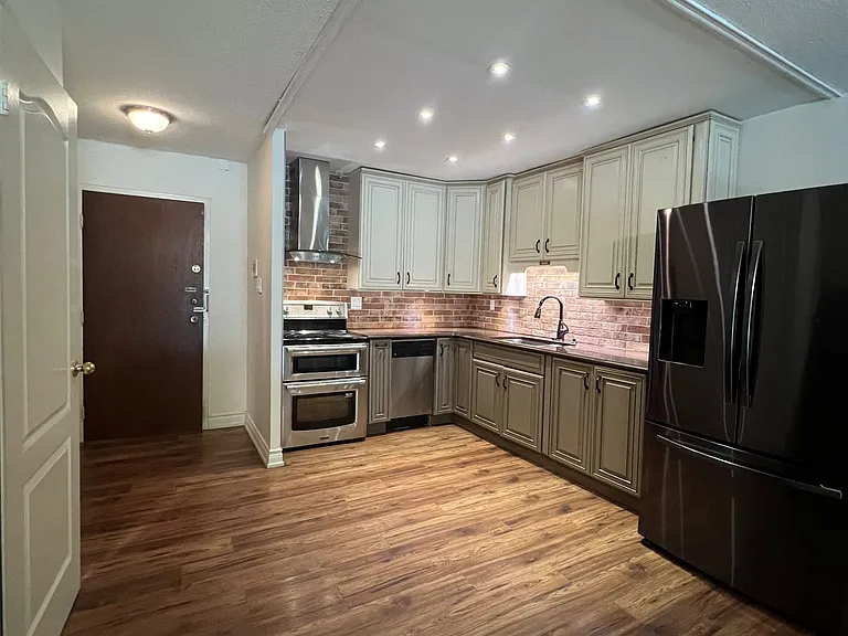 3740 Don Mills Rd #105 — Photo 4