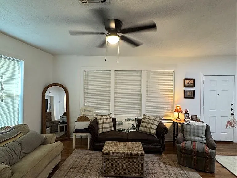 1300 Antone St — Photo 5
