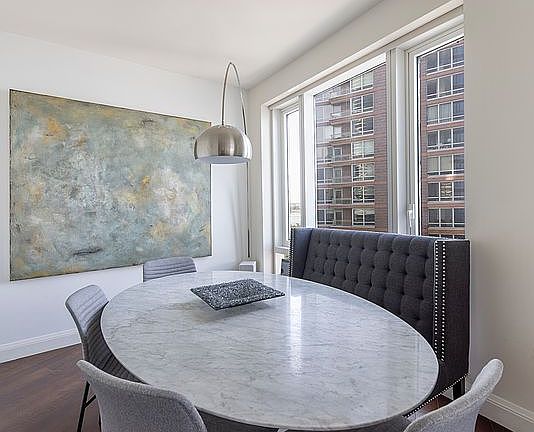 5th image of 70 Little St W Unit 16E