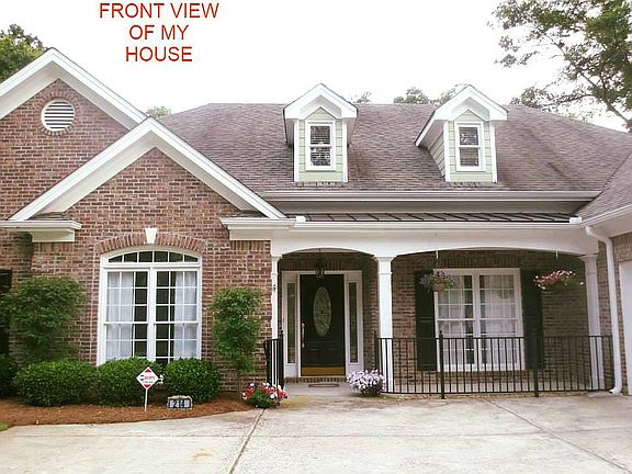3rd image of 214 Melanie Ln