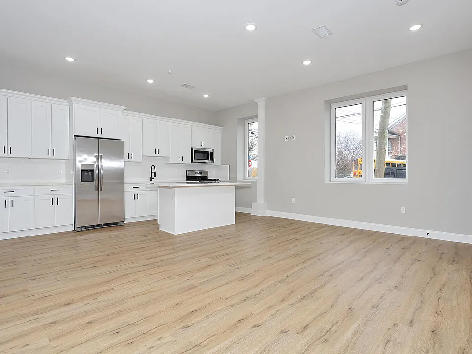 Brand new kitchen and appliances.