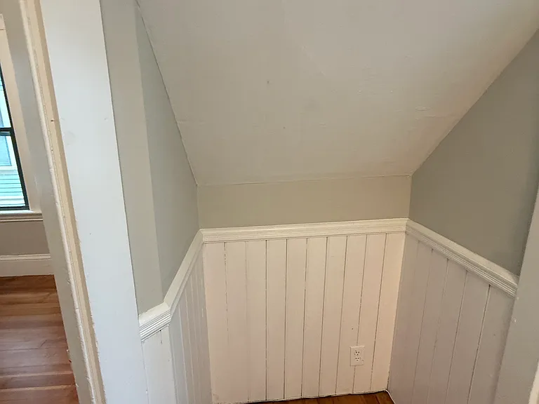 32 Walnut St #2 — Photo 15